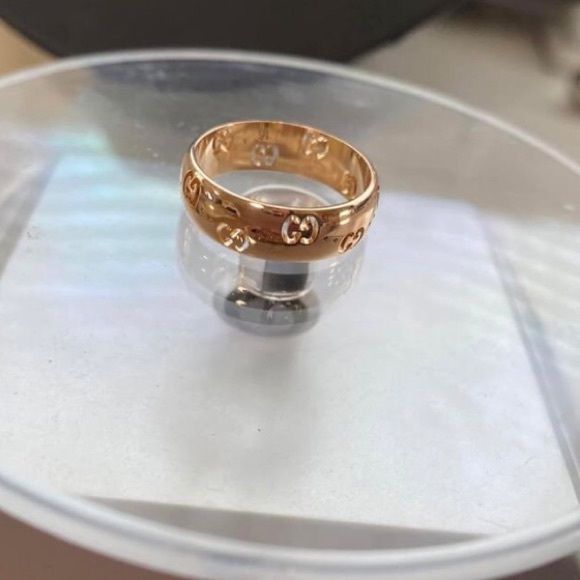 GUCCI GG 18KT GOLD RING STAMPED AU 750 SIZE 7 US - Picture 6 of 8